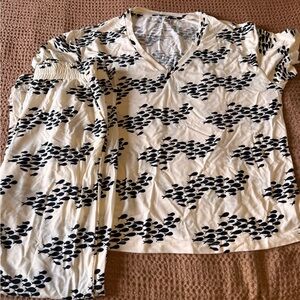 Fighting Eel Black and White Pajama Set